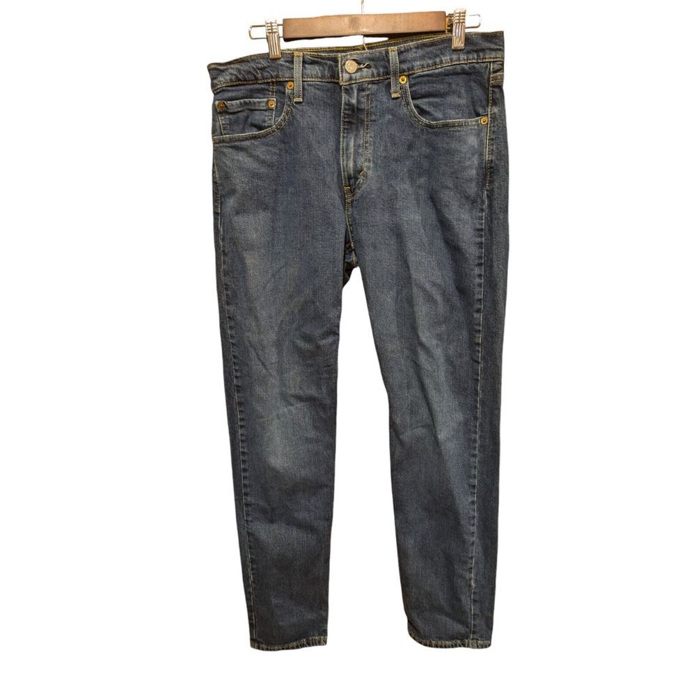 Levi's  502‎  Jeans Denim Low Rise  Measures 33X31 Cotton Blend